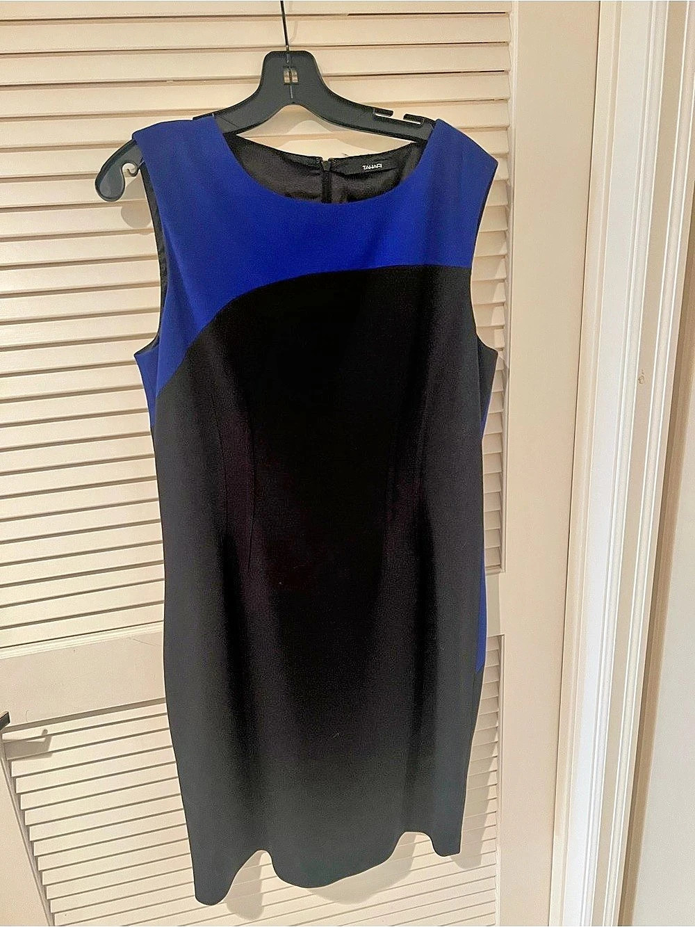 Tahiti Color Block Sleeveless Dress in Black & Blue